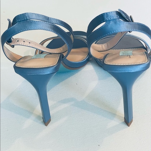 Betsey Johnson yasmi satin sandal dress shoes for women - Picture 6 of 11